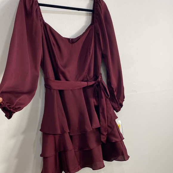 B. Darlin Mini Dress Tiered Long sleeve Size 15/16 - Picture 6 of 9